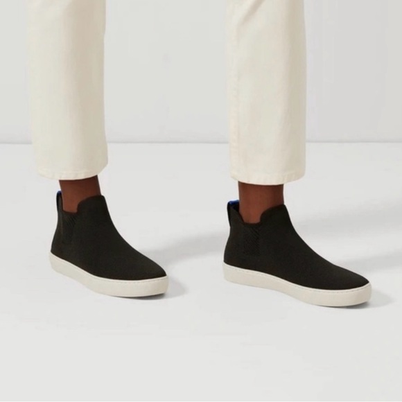 Rothy’s Chelsea Boot - Black - Size 8 - Picture 2 of 14